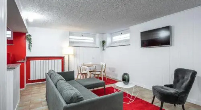 3 Design Apartments Near City Center, Book Apartment Milan Lombardy