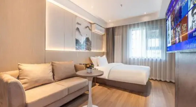 Люкс Deluxe Mercure Jinglan Hotel (Lanzhou Central Shen Museum)