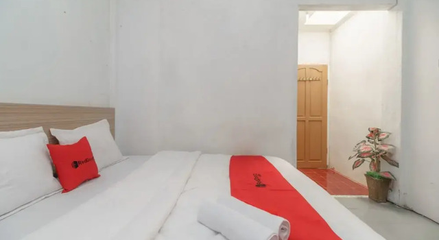 RedDoorz Syariah near Paradiso Beach Sabang