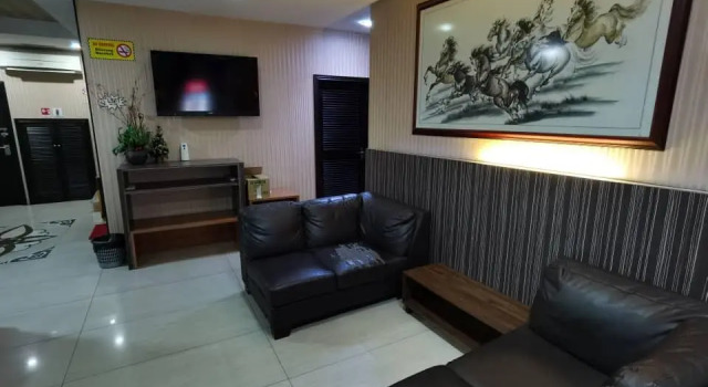 One Inn, Rezerwuj Hotel Hotele w Sarawak z parkingiem, Parking