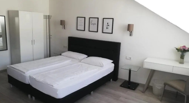 Трёхместный номер Standard Hotel Luisenhof