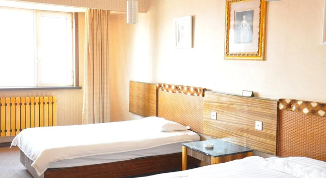 Manzhouli Jinhaosi Inn, Book Hotel Hulunbuir Inner Mongolia