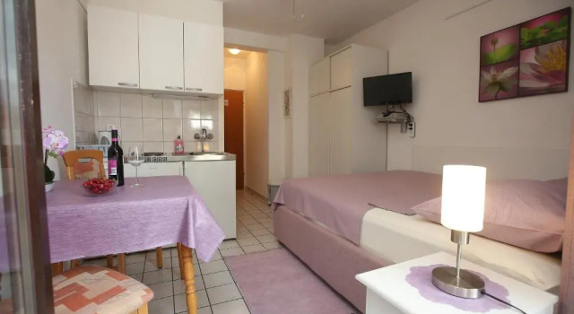 Студия Stela Apartments