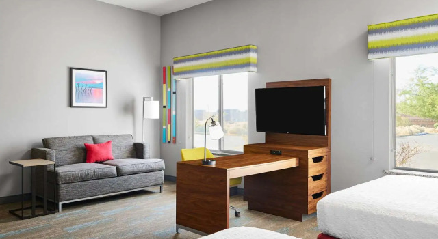 Люкс Hampton Inn & Suites Ridgecrest