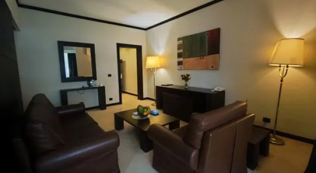 Люкс Lake Victoria Hotel
