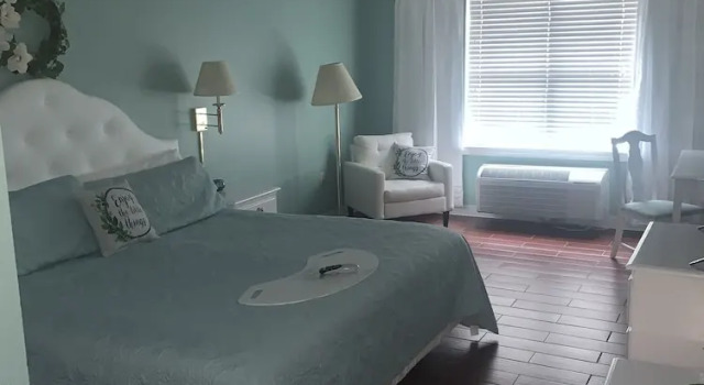 Номер Standard French Quarter Inn