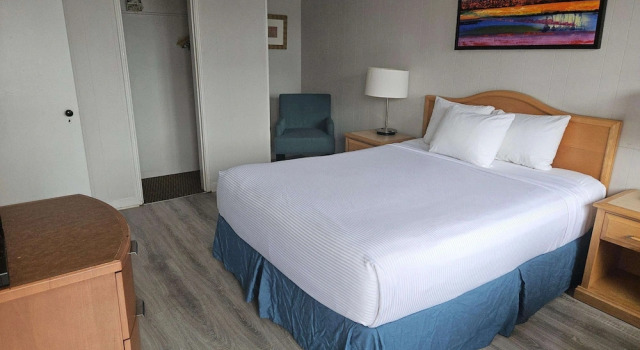 Четырёхместный номер Standard 2400 Motel
