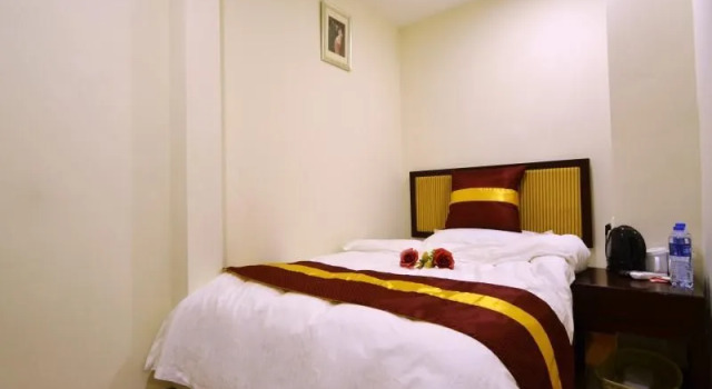 GreenTree Alliance Shanghai Railway Station QiuJiang Road Hotel, Book Hotel Hotels in Shanghai Area with Parking, Parking