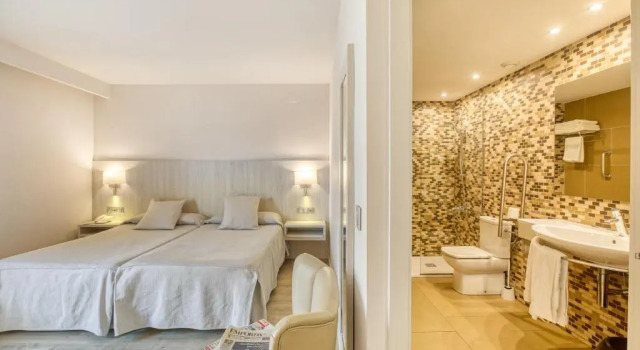 Трёхместный номер Standard с частичным видом на море Hotel Marina