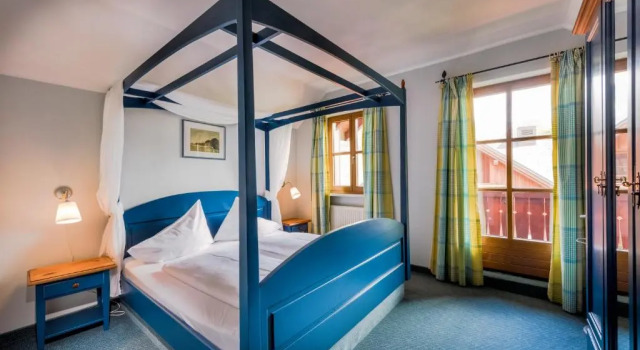 Люкс MONDI Hotel am Grundlsee