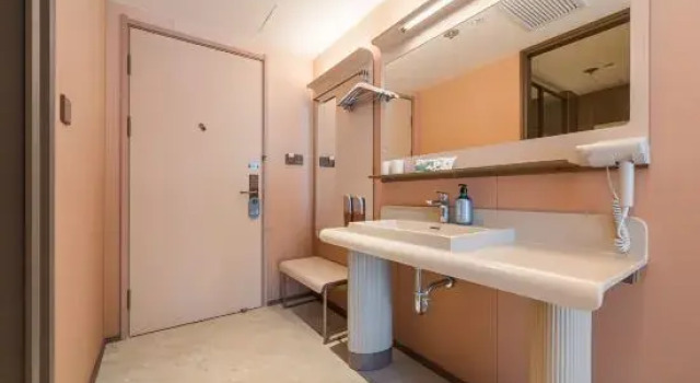 HanTing Hotel (Wanning Xinglong Yingbin Avenue), Boek Hotel Wanning Hainan