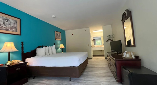 Номер Executive Hilltop Inn & Suites, near Foxwoods Casino