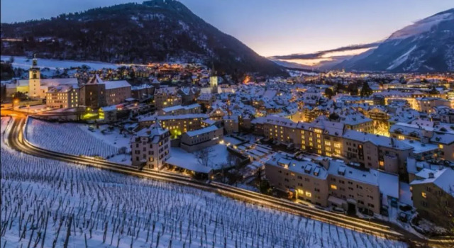 Pünctchen, Book Hotel Chur 