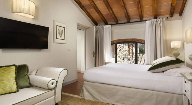 Borgo Antico Fattoria Casalbosco, Rezerwuj Hotel Hotele w Santomato z parkingiem, Parking