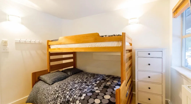 Номер Standard Ski in Out, Great Location, Free Shuttle Bus