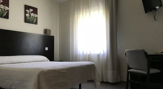 Complejo Turistico Baños del Robledillo