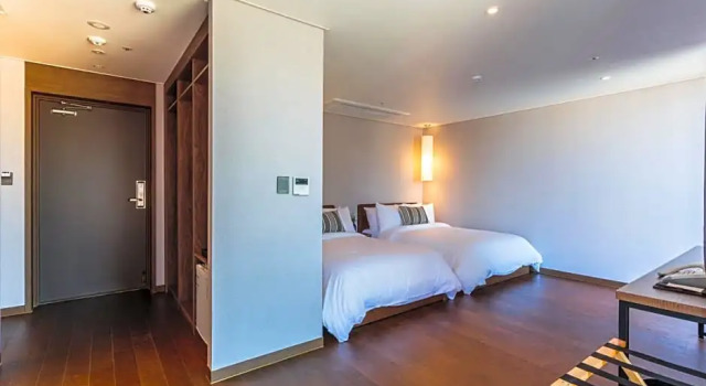 Полулюкс с видом на горы Hotel Alegria Seogwipo