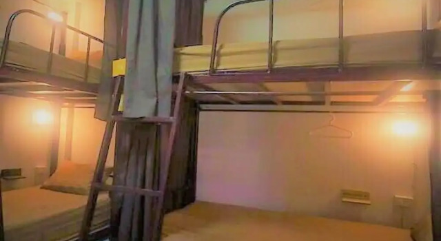 Кровать в общем номере CM City Hostel