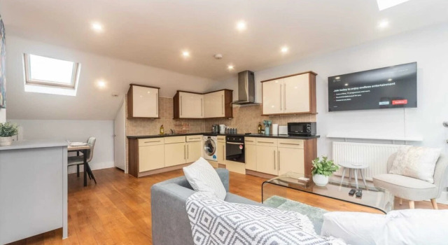 Апартаменты Bright & Chic St John's Hill Duplex