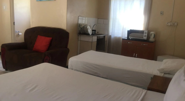 Residence Inn Guest House, Rezerwuj Pensjonat Maun Ngamiland East