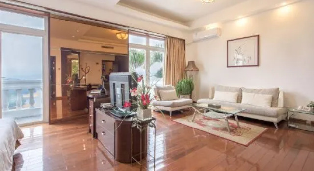 Люкс Deluxe Huguang Holiday Hotel