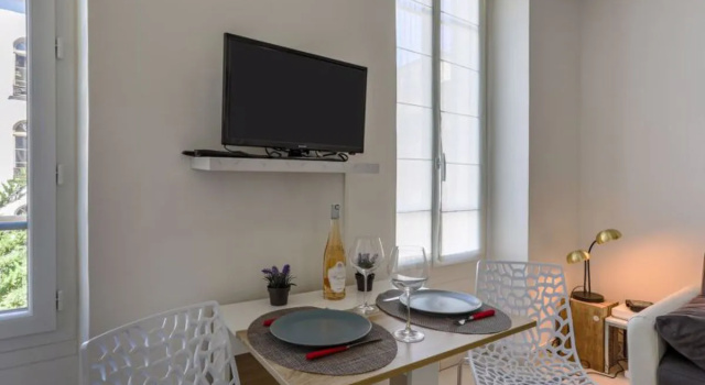 Apartment le Paga Nice, Забронировать Апартаменты/квартира Ницца Приморские Альпы, рядом с Набережная Соединенных Штатов