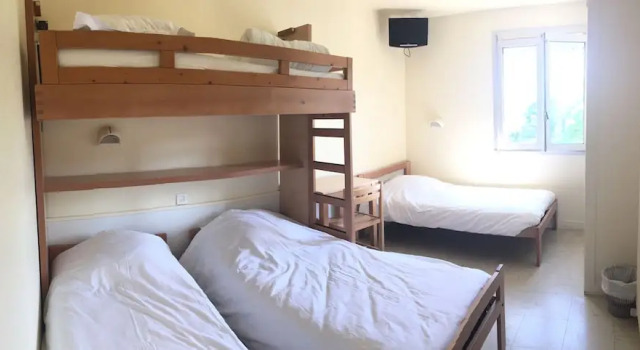 Трёхместный номер Standard CRJS et Auberge de Jeunesse - Hostel