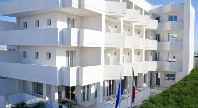 Hotiday Porto Cesareo Laguna, Book Hotel Hoteller i Porto Cesareo Beaches med pool, Swimmingpool