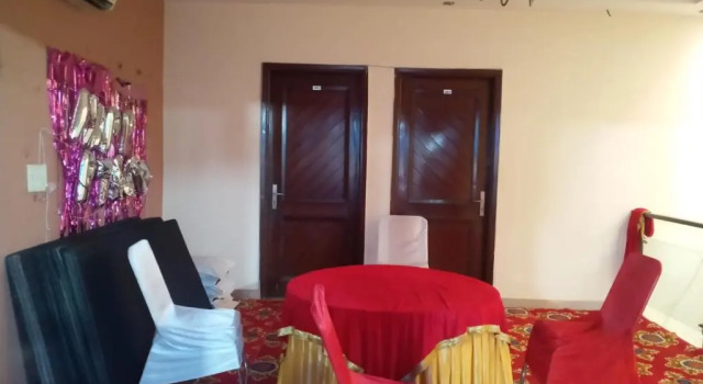 Hotel The Royal Palm, Забронировать Отель Нойда штат Уттар-Прадеш