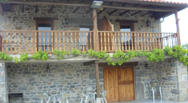 Apartamentos La Barcenilla, Buchen Sie Hotel Soba 
