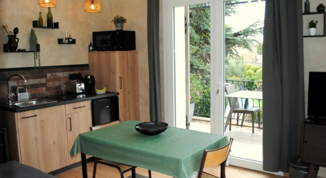 Terre de Bacchus, Rezervasyon Bed and Breakfast Vaucluse otoparklı oteller, Otopark