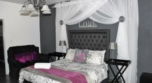 Casa Linge Guest House, Забронировать Гостевой дом Отели Куруман с завтраком, Завтраки
