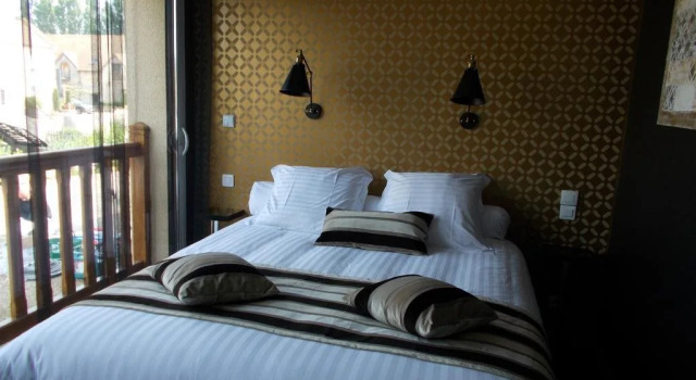 Domaine de la Haie des Granges, Book Hotel  