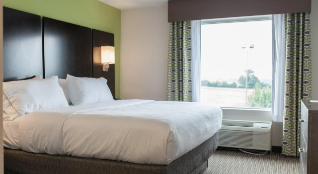 Номер Standard Holiday Inn Express & Suites Sweetwater by IHG