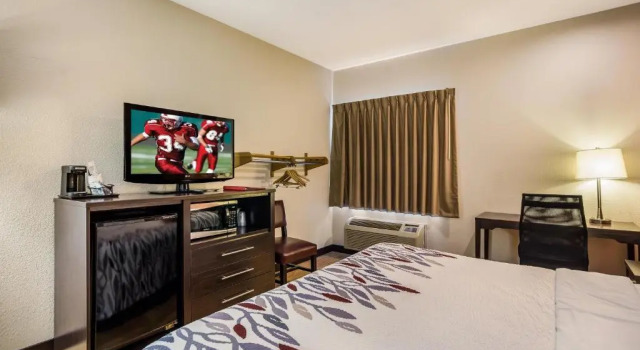 Двухместный номер Deluxe Red Roof Inn St Louis - Troy, IL