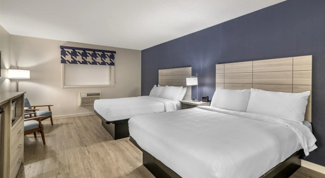 Четырёхместный номер Standard Best Western Caribou Inn