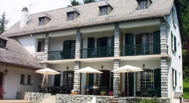 Chalet With one Bedroom in Arrens-marsous, With Wonderful Mountain View and Wifi, Rezervasyon Şale Pyrenees National Park otoparklı oteller, Otopark