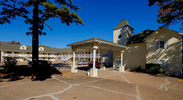 Двухместный номер Standard Hotel O Eureka Springs - Christ of Ozark Area