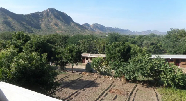 Krishna Ranch, Забронировать Отель Отели штата Раджастхана с парковкой, Парковка