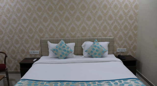 The Yash Resort, Rezervovat Lázně / Resort Mount Abu Rajasthan
