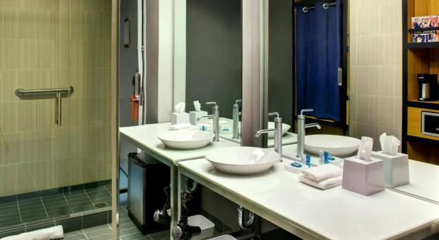 Номер Standard Aloft Leawood-Overland Park