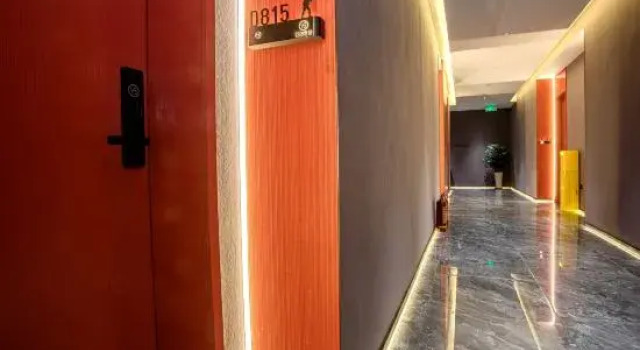 Mianyang Yashu E-Sports Hotel (People's Park), Varaa Hotelli Hotellit Sichuan pysäköinnillä, Pysäköinti
