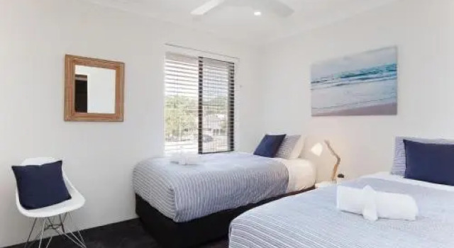68 'Bay Parklands' , 2 Gowrie Ave - Aircon, Pool, Tennis Court, Communal Spa