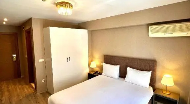 Двухместный номер Standard Flower Palace Hotel