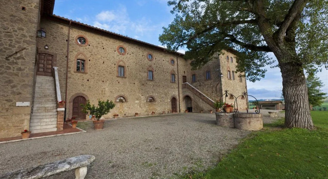 Agriturismo Casale Dello Sparviero, Забронировать Отель Кастеллина-ин-Кьянти Кьянти