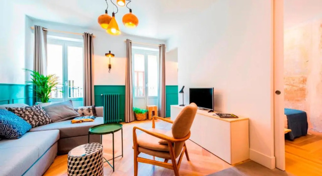 Апартаменты Deluxe Be Mate Gran Vía Suites