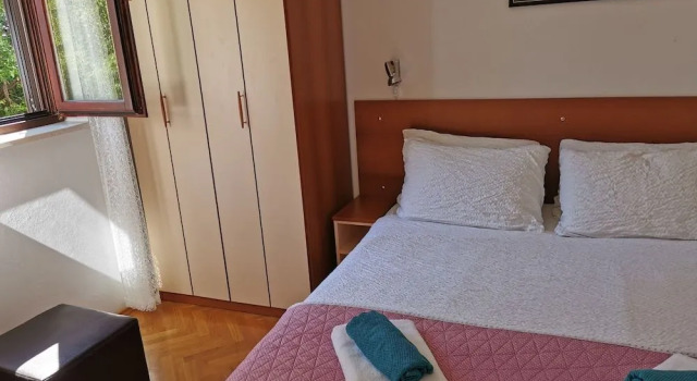 Apartment Luka
