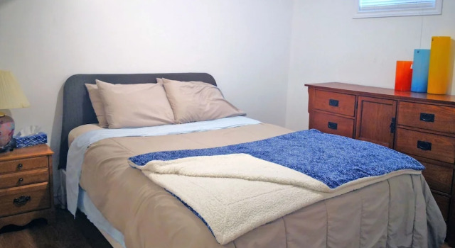 GA Stay Oakville Two Bedroom Guest House, Varaa Matkakoti  
