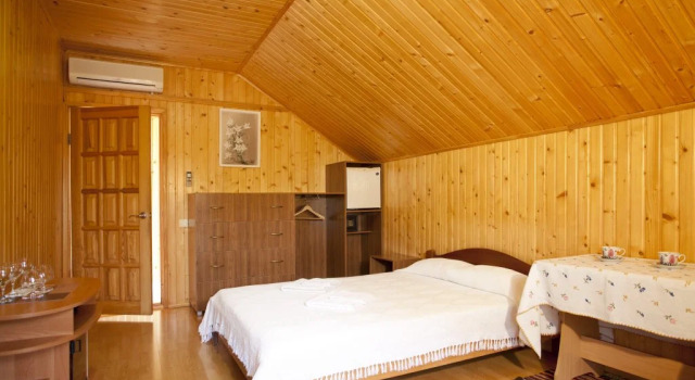 4-Sezona Hotel