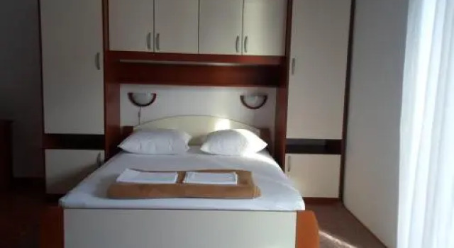 Apartments Branko, Buchen Sie Ferienwohnung Nin Gespanschaft Zadar